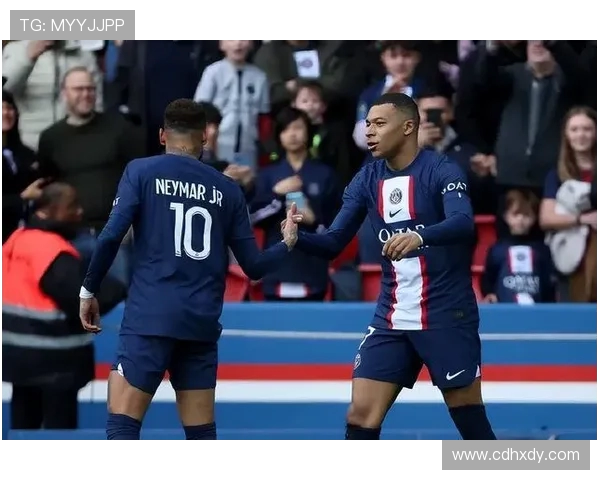 南特与巴黎圣曼的激烈对决展望与战术分析全解析